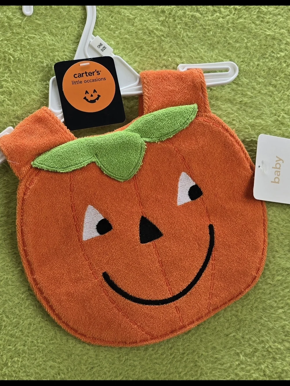 NWT Baby BOYS & GIRLS Orange TERRY BIB HALLOWEEN JACK-O-LANTERN PUMPKIN (Q5)